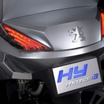 peugeot-hymotion-3-scooter-trike peugeot-hymotion-3-scooter-trike