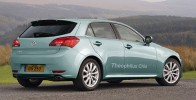 lexus-hatchback-2