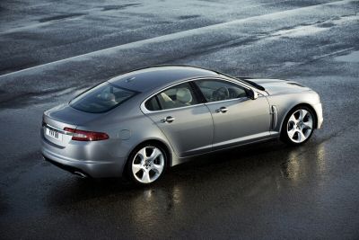 Jaguar XF, un vero bolide