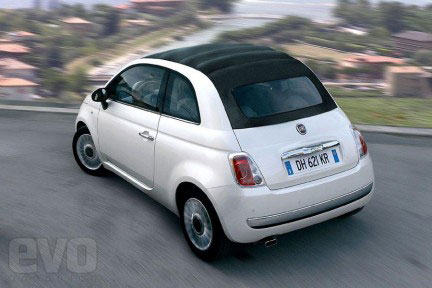 Fiat 500 Cabrio foto spia, vista laterale