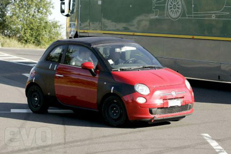 Un altra immagine della nuova Fiat 500 Cabrio