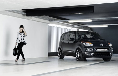 nuova Citroen c3 picasso vista esternamente