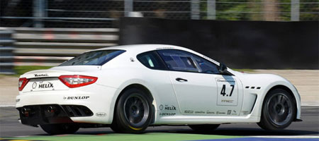 La Maserati Gran Turismo MC Curse in pista