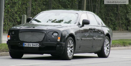 Rolls Royce RR4: nuove foto spia