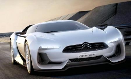 IMmagine della Citroen GT, presentata a Parigi per reclamizzare il videogioco Gran Turismo