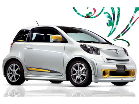 la nuova toyota iq in versione modellista MIxture