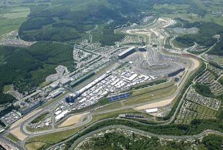 foto dall\'alto del circuito di nurburgring