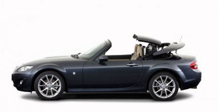 La MX 5 2009 proposta al Salone dell’Auto di Parigi in anteprima mondiale