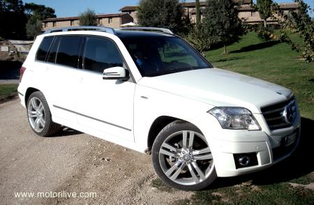 Il nuovo suv mercedes GLK in versione \"EDITION ONE\" provato durante il Test Drive 