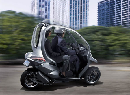 Il nuovo scooter a tre ruote della Peugeot, Hymotion 3 scooter Trike a propul,sione ibrida