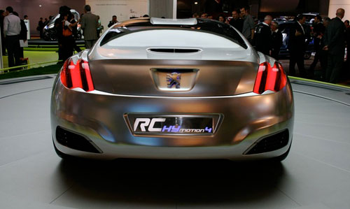 Il retro del nuovo concept Peugeot Rc hymotion presentato al Salone di Parigi 
