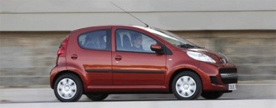 Peugeot 107 restyling laterale