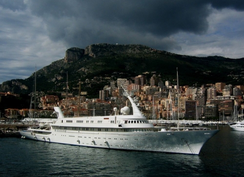 Atlantis II, lo yacht della famiglia Niarchos