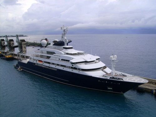 Octopus, il mega yacht di Paul Allen