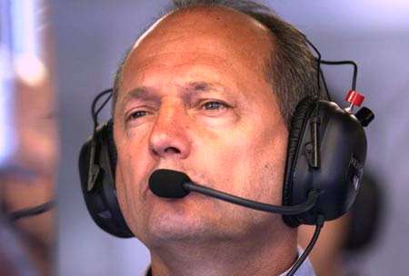 Ron Dennis lascia il comando della McLaren