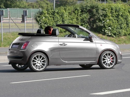 Fiat 500 C: ecco le foto ufficiali della Cabrio