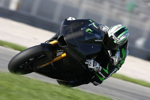 malandri_marco in sella alla kawasaki_ninja_2009