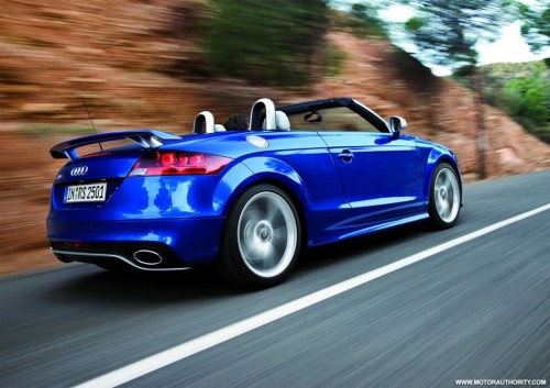 2010_audi_ttrs_coupe_convertible