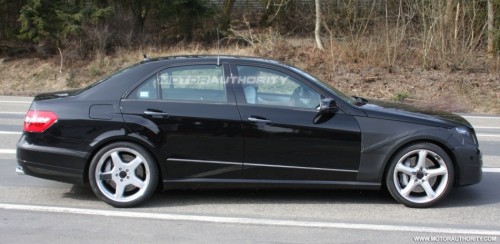 2010_mercedes_benz_e63_amg_spy_shots