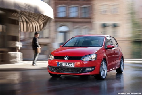 2010_volkswagen_polo_002