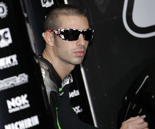 Marco Melandri in un momento di realax