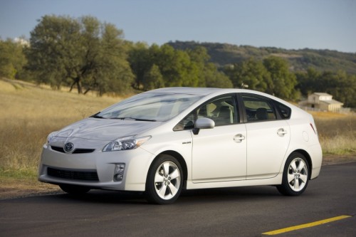 02_10_prius-0112-950x650