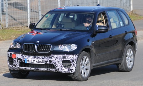 Nuova BMW X5: foto spia del restyling