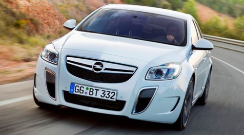 Opel Insignia OPC bianca