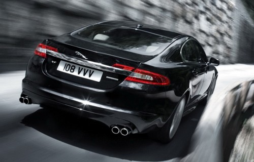 2010-jaguar-xf-supercharged-1