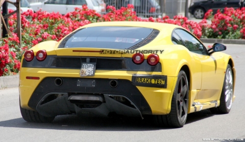 2011_ferrari_f450_f430_replacement_spy_shots_june_005-0609-950x650