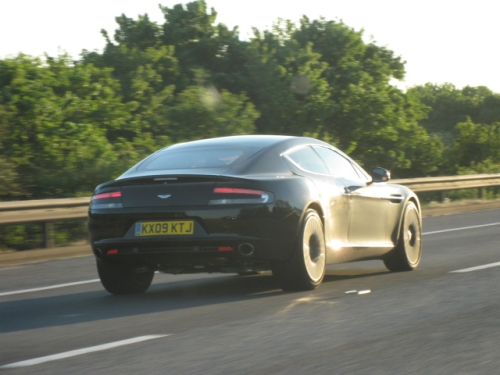 aston-martin-rapide