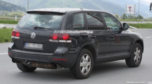 2011_volkswagen_touareg_test_mule_spy