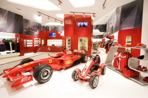 ferrari-store-3