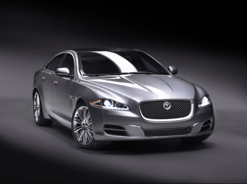 2010jaguarxj_abh004