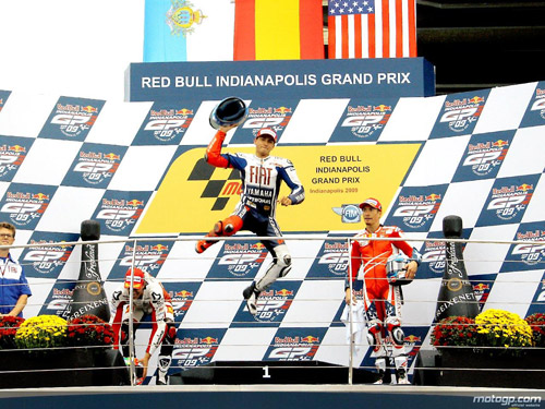MotoGp Indianapolis 2009, Cade Rossi e Lorenzo riapre il mondiale 