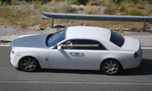 Rolls-Royce-Ghost-2