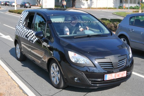 2010-Opel-Meriva-5