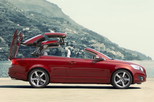 2010-Volvo-C70-3