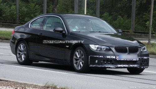 2010-bmw-3-series-coupe-facelift-spy-shots_100227947_l