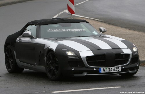 2012-mercedes-benz-sls-amg-roadster-spy-shots_100229361_l