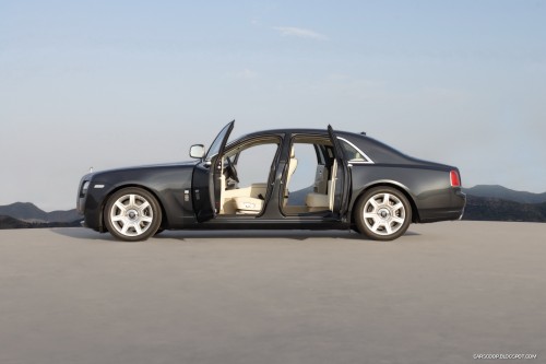 Rolls-Royce-Ghost-8