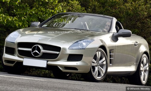 2011-Mercedes-Benz-SLK-1