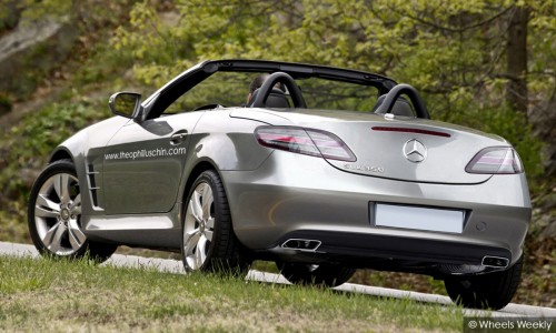 2011-Mercedes-Benz-SLK-2