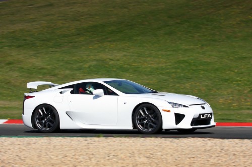 2012-Lexus-LFA-9