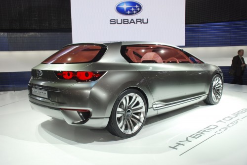 Subaru-Hybrid-Tourer-Concept-14