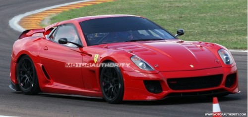 2010-ferrari-gtb-599xx-live-shots-002_100203450_m