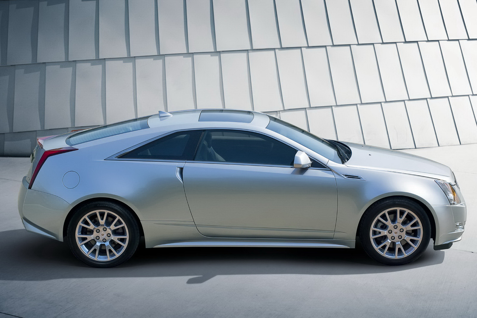 Cadillac cts 1