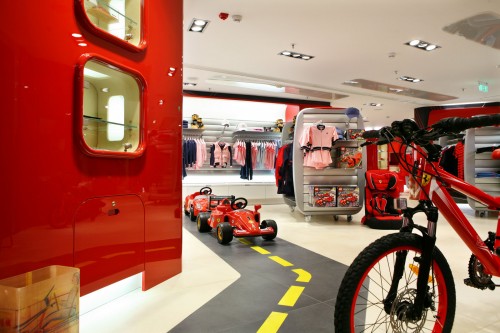 Ferrari-Store-Athens-3