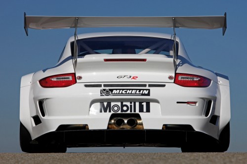 Porsche-911-GT3-R-3