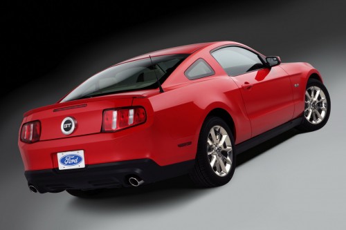 2011-Ford-Mustang-GT-20